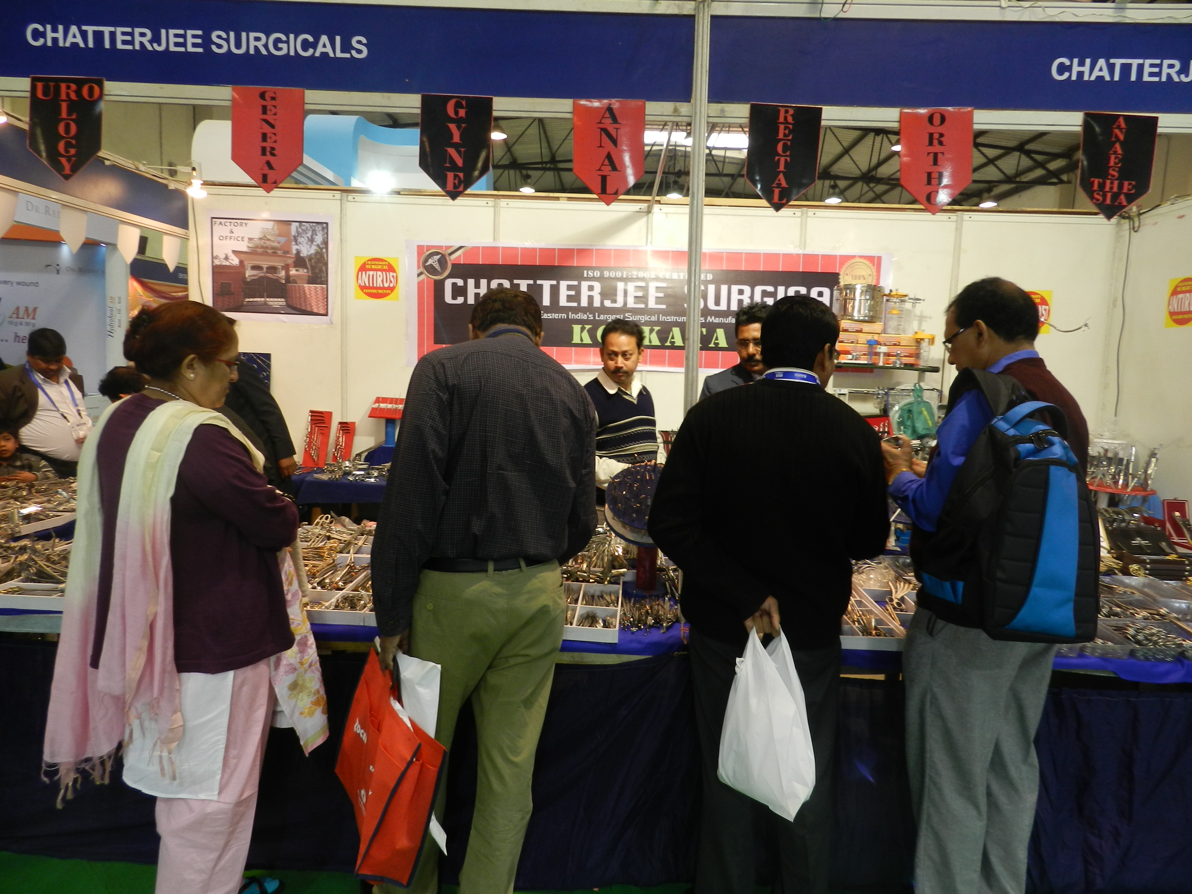 DOCTORS VISITING CHATTERJEE SURGICAL STALL 
